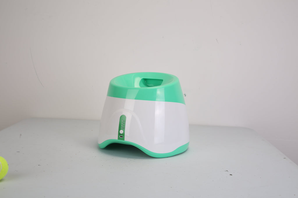 Furlouve automatic dog ball launcher in white and green, with 3 distance settings and safety sensors.